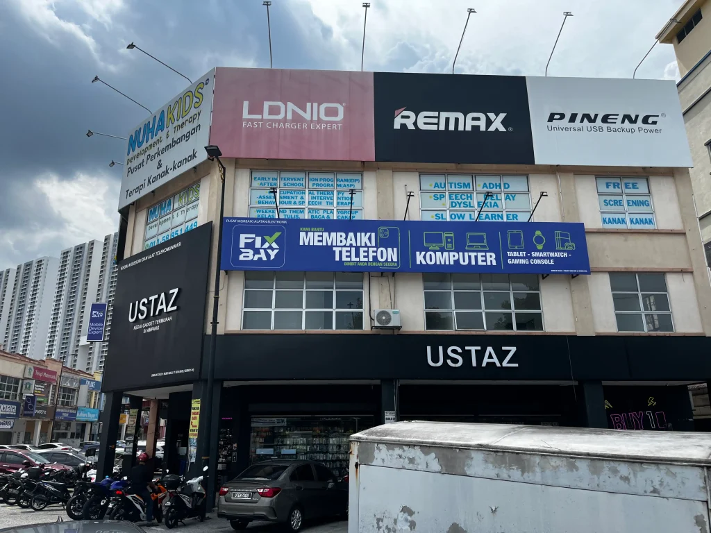 repair phone ampang